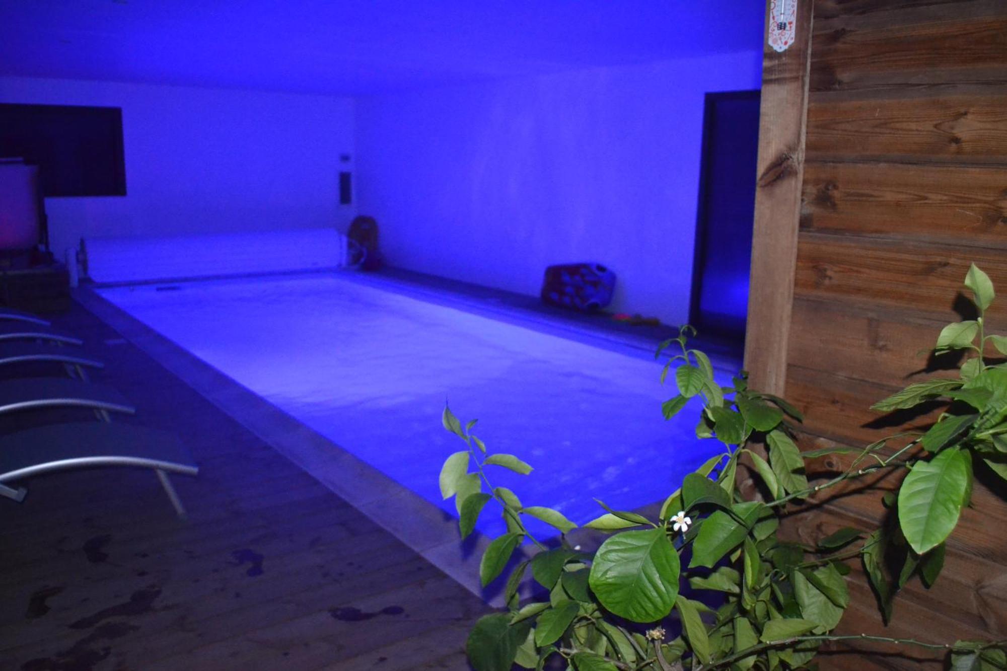 Piscine Interieure Privee Chauffee Toute L Annee Et Spa St Martin Saint-Martin-l'Hortier Екстер'єр фото