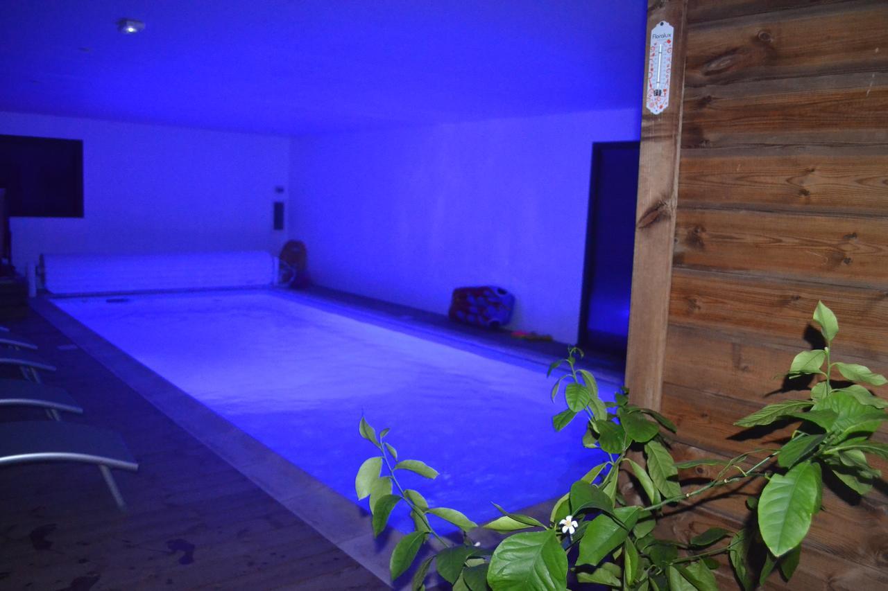 Piscine Interieure Privee Chauffee Toute L Annee Et Spa St Martin Saint-Martin-l'Hortier Екстер'єр фото